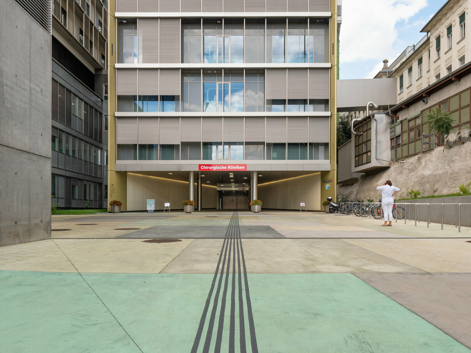 Markus Pernthaler Architekten - Chirurgie Graz - Foto © Pierer