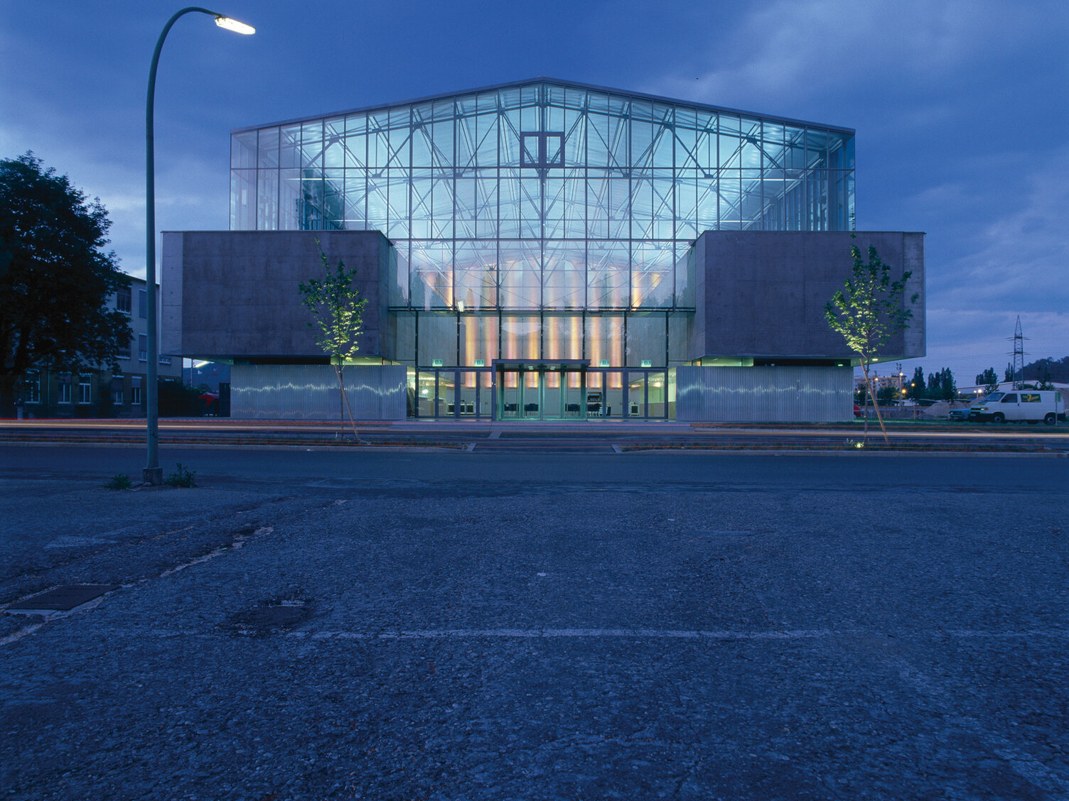 Markus Pernthaler Architekten - Helmut List Halle - ursprüngliche Ausführung - Foto © Ott