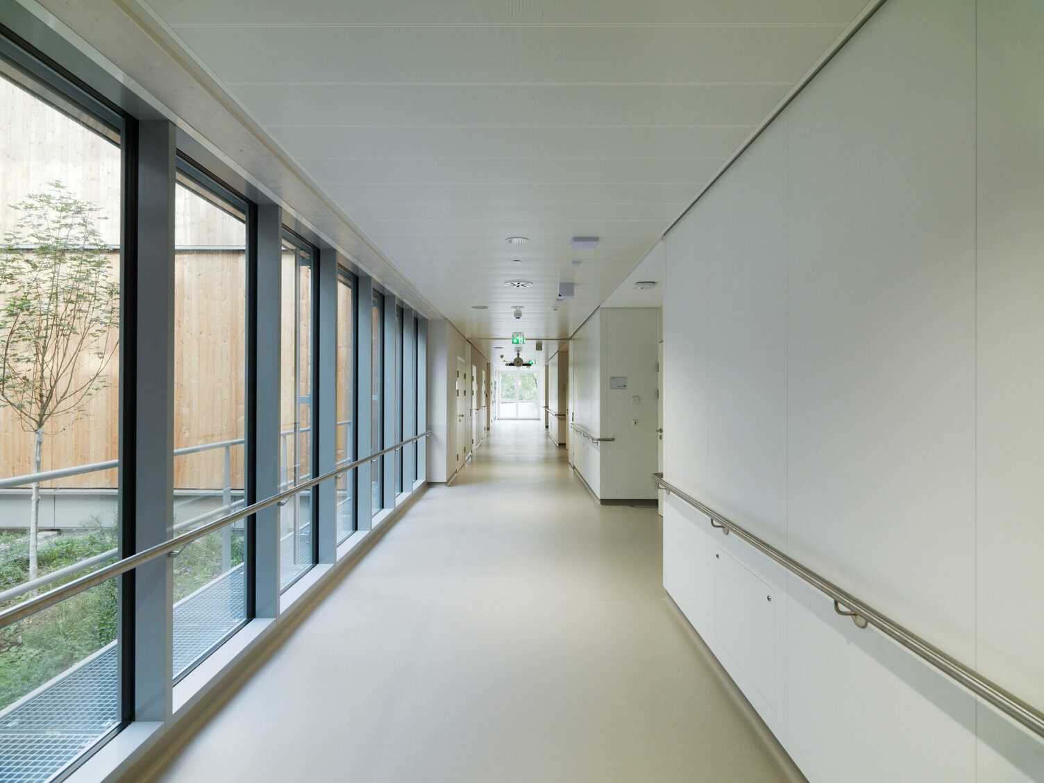 Markus Pernthaler Architekten - Klinik Ottakring 3. Psychiatrie - Foto © Ott