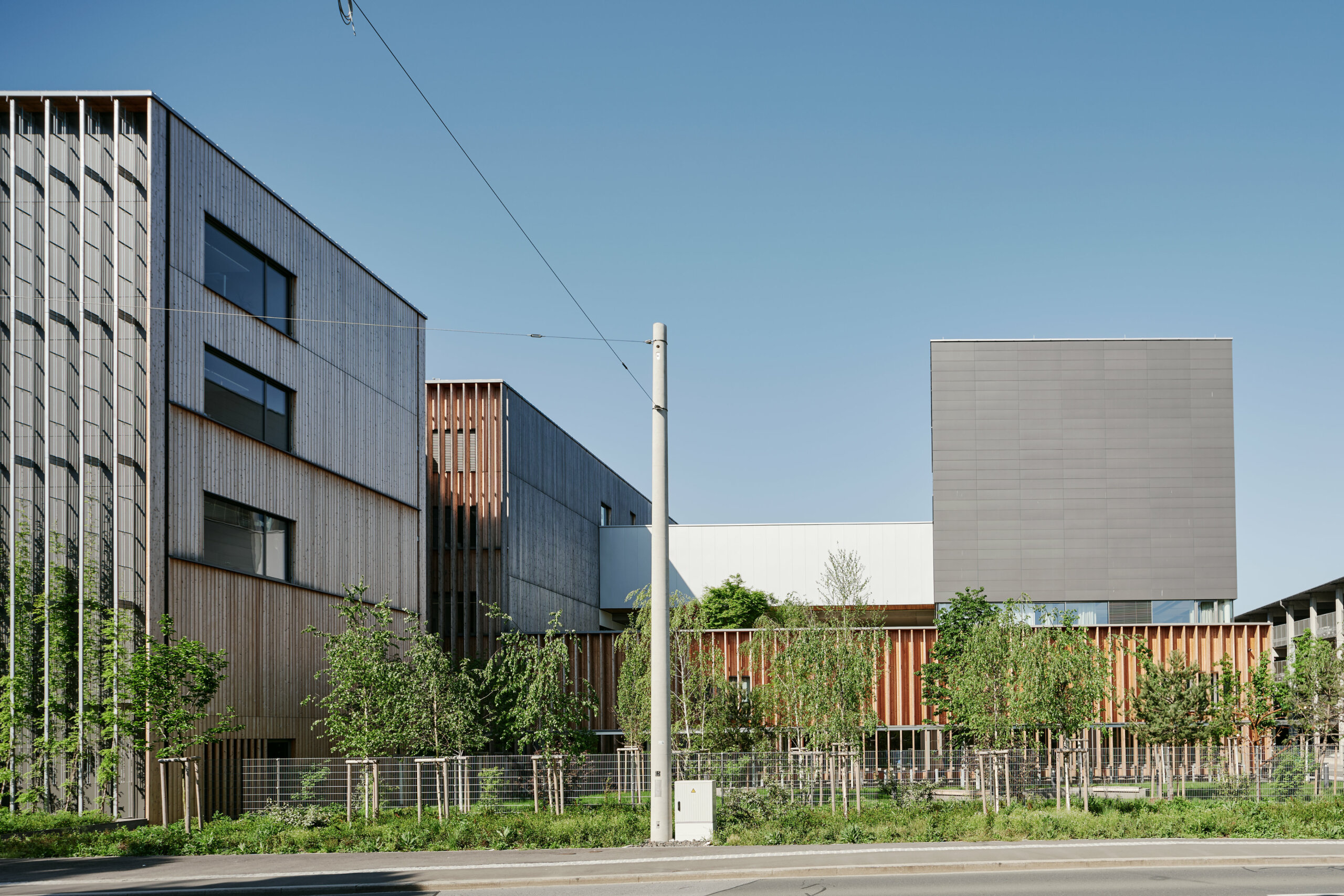 Markus Pernthaler Architekten - E-Campus - Foto © Paul Ott